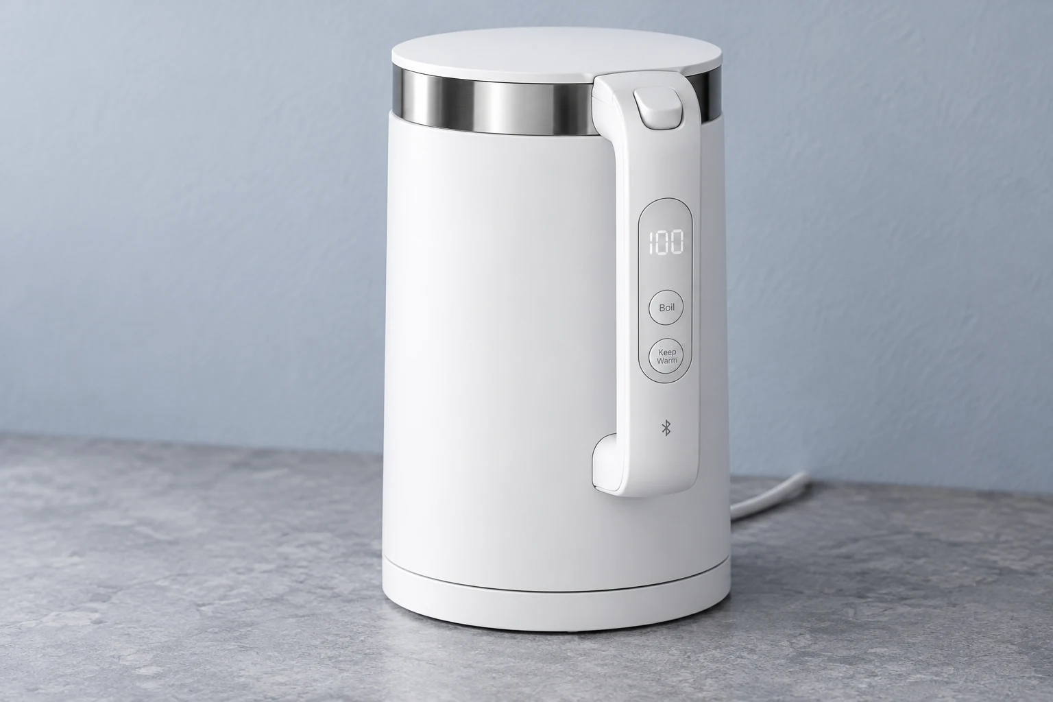 نمایشگر و دکمههای کتری Mi Smart Kettle Pro نمای دستهٔ کتری Mi Smart Kettle Pro با نمایشگر ۱۰۰ و دکمههای Boil و Keep Warm