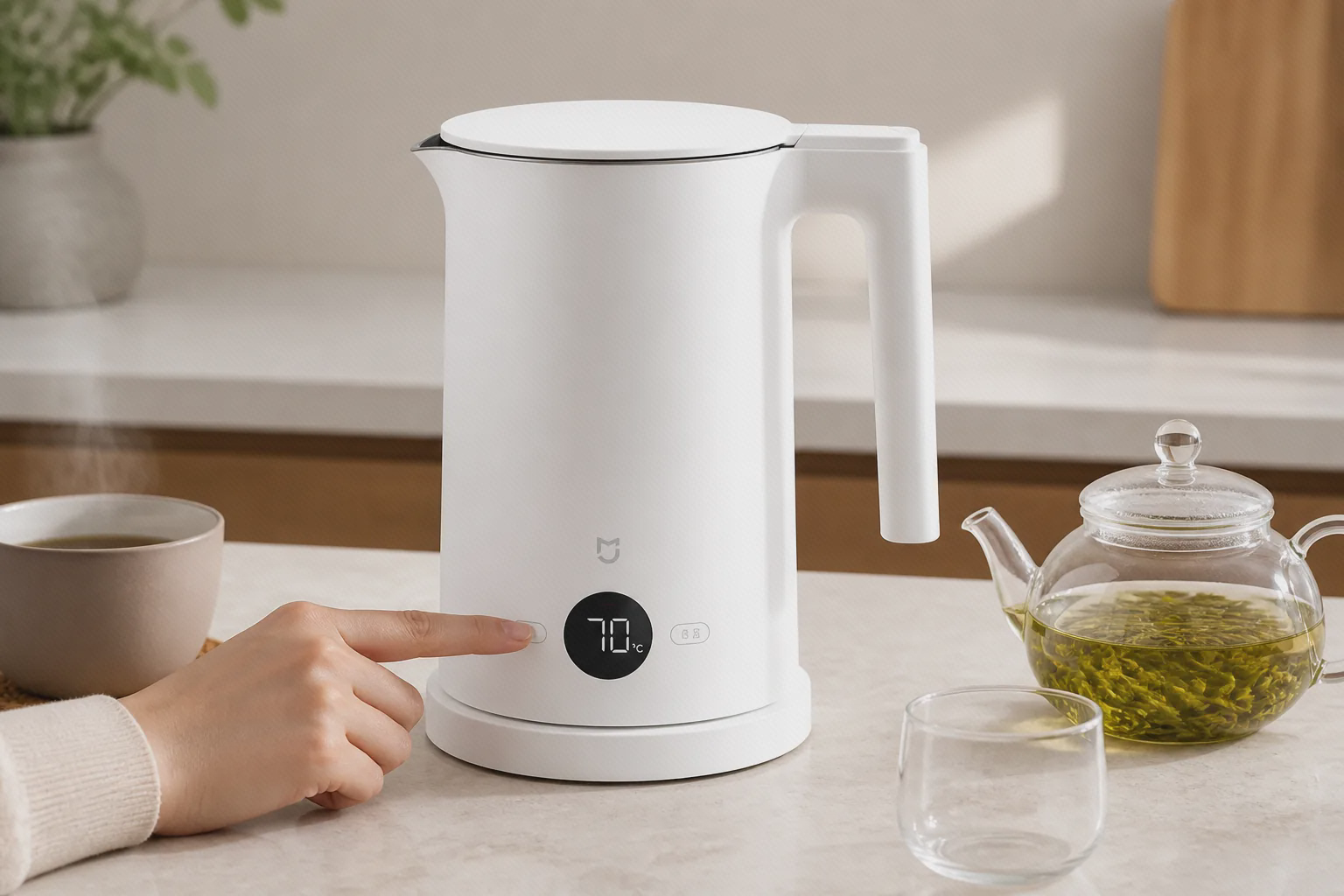 انتخاب دمای 70 درجه روی نمایشگر کتری برقی Mijia MJHWSH03YM هنگام آماده‌کردن چای