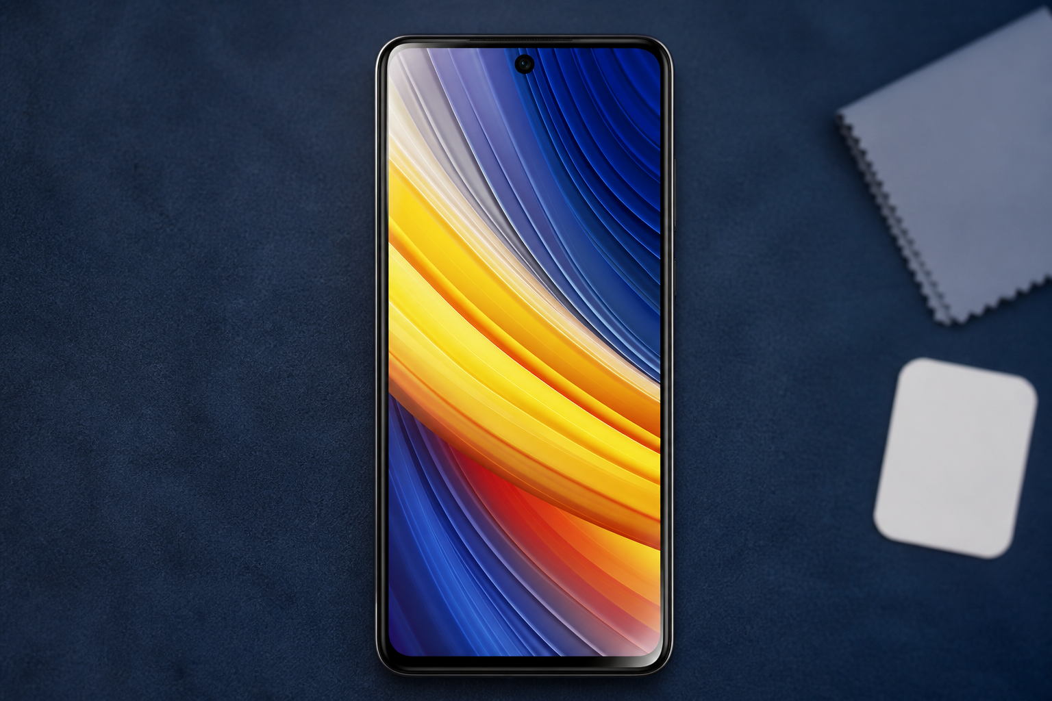 نمای روبه‌روی POCO X3 Pro با گلس شفاف نصب‌شده و دوربین مرکزی بالای نمایشگر