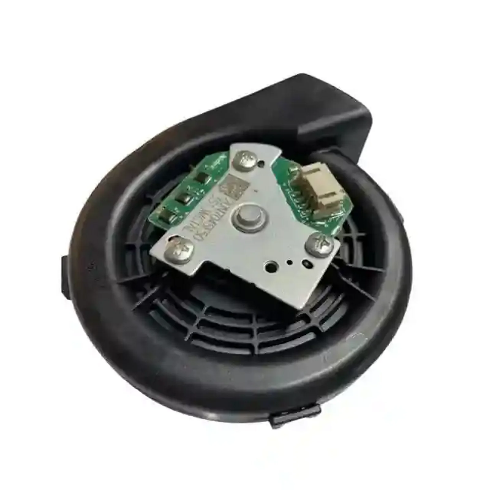 مونتاژ الکترونیکی موتور شیائومی S10 جزئیات صفحه فلزی و مدارهای سبز موتور جارو Xiaomi S10 در نمای نزدیک