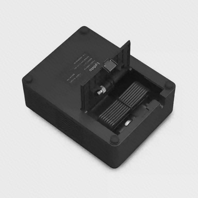 فضای نگهداری شلنگ در کمپرسور YM-CQB02 محفظه زیر پمپ باد Lydsto Compressor با شلنگ جمعشده و سری اتصال