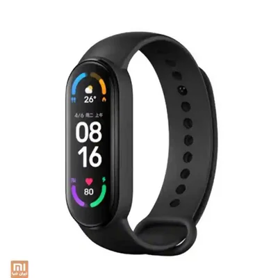 طراحی بند و بدنه مچبند هوشمند Mi Band 6 مچبند Xiaomi Mi Band 6 مشکی از نمای سهرخ با بند قابل تنظیم