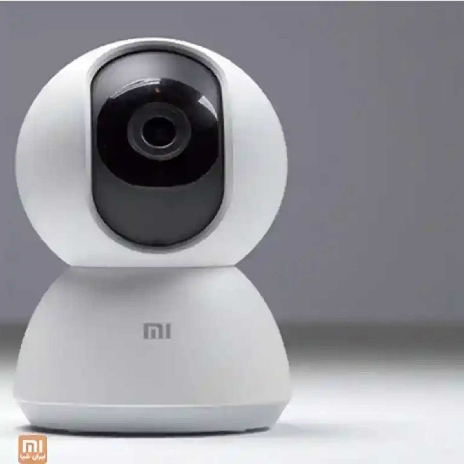 جزئیات لنز دوربین امنیتی Xiaomi 2K نمای نزدیک لنز دوربین نظارتی شیائومی 360 درجه 2K با بدنه سفید