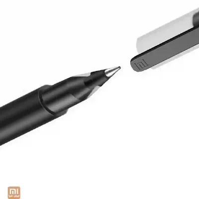 جزئیات نوک رواننویس Xiaomi MJZXB02WC نمای نزدیک نوک فلزی روان نویس شیائومی MJZXB02WC و گیره درپوش