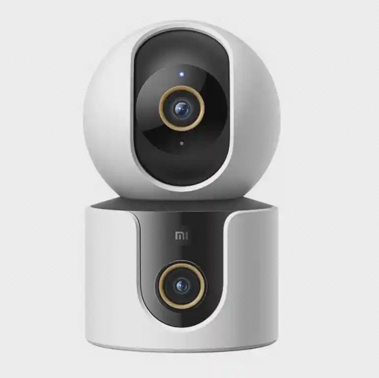 دوربین نظارتی سفید Xiaomi Smart C500 Dual با دو لنز حلقه‌طلایی