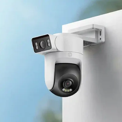 نصب دیواری دوربین دو لنزه Xiaomi Outdoor CW500 Dual روی نمای ساختمان
