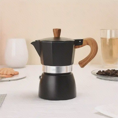 موکاپاد Circle Joy CL-CF10 روی میز کنار دانه قهوه