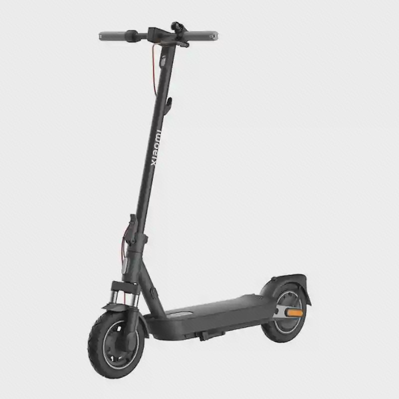 نمای اصلی Xiaomi Electric Scooter 5 Pro اسکوتر برقی شیائومی 5 Pro مشکی از نمای سهرخ