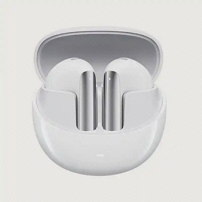 نمای اصلی QCY AilyBuds Pro Plus سفید هندزفری QCY AilyBuds Pro Plus سفید در کیس شارژ باز
