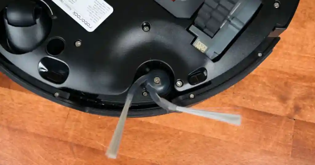 جارو رباتیک روبوراک مدل Roborock Saros 10R - برس ضد گره خوردگی دوگانه