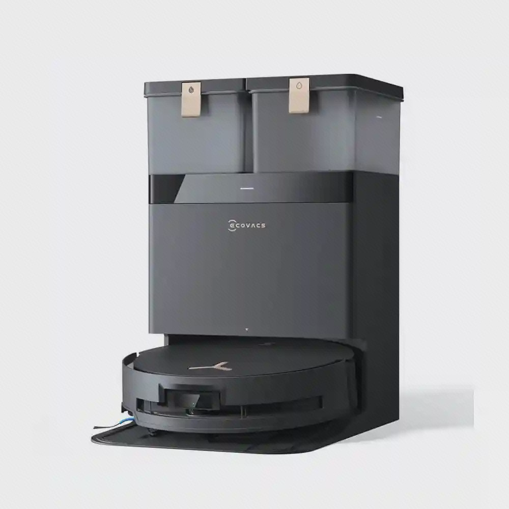 جارو رباتیک Ecovacs X8 Pro Omni مشکی داخل ایستگاه از نمای سه‌رخ