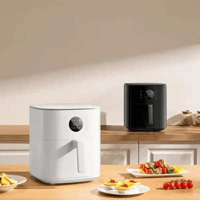 سرخکن بدون روغن شیائومی مدل MAF-W6501 حجم 6.5 لیتری؛ دو رنگ کنار غذا سرخکن بدون روغن شیائومی مدل MAF-W6501 حجم 6.5 لیتری در رنگهای سفید و مشکی