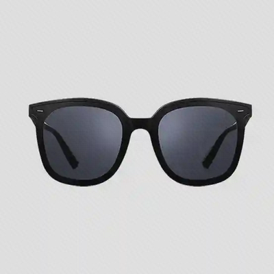 نمای روبهروی فریم مشکی عینک میجیا MJTA02LM عینک آفتابی مشکی Mijia Polarized MJTA02LM از نمای مستقیم