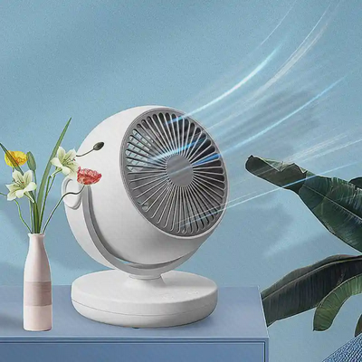 چرخش زاویه پنکه Xiaoda XD-ZMXHS01 وزش باد پنکه رومیزی Xiaoda XD-ZMXHS01 روی میز آبی