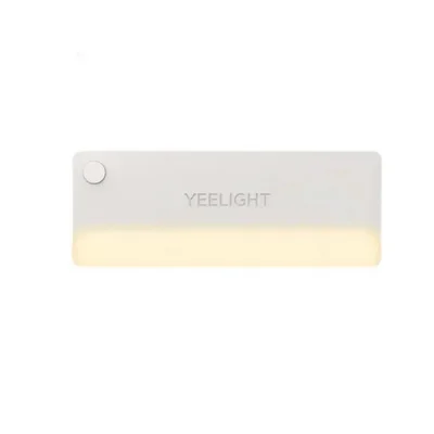 چراغ دراور شیائومی مدل Yeelight YLCTD001؛ تصویر اصلی روشن نمای اصلی چراغ دراور شیائومی مدل Yeelight YLCTD001 با نوار نور گرم و بدنه سفید