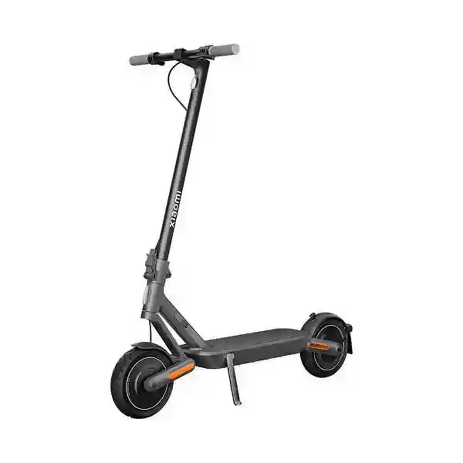 نمای کامل Xiaomi Electric Scooter 4 Ultra با جک باز اسکوتر برقی شیائومی 4 Ultra از نمای سهرخ جلو