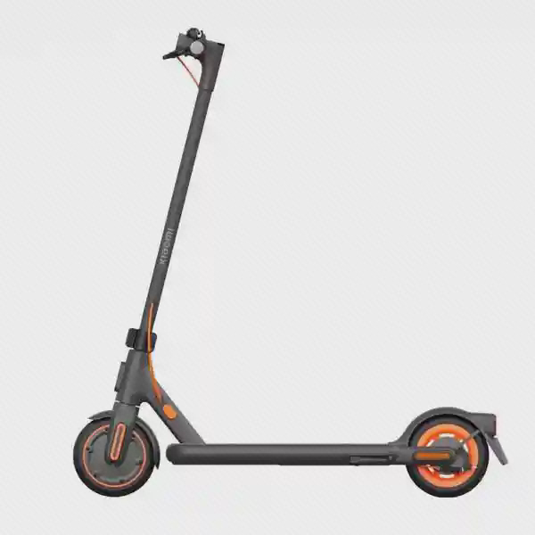 پروفایل کامل Xiaomi Electric Scooter 4 Go اسکوتر برقی شیائومی 4 Go از نمای جانبی چپ با جزئیات نارنجی
