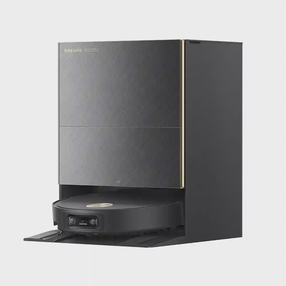 جارو رباتیک مشکی Dreame X60 Ultra Complete داخل ایستگاه تخلیه و شستشو