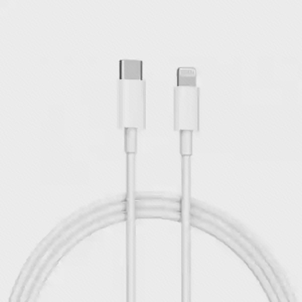 کابل شارژ آیفون شیائومی Type-C to lightning در نمای اصلی دو سر نمای اصلی کابل شارژ آیفون شیائومی Type-C to lightning سفید با دو کانکتور و سیم حلقهشده