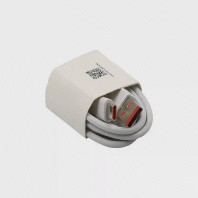 کابل سفید شارژ ۱۲۰ وات شیائومی با کانکتورهای USB-A و USB-C