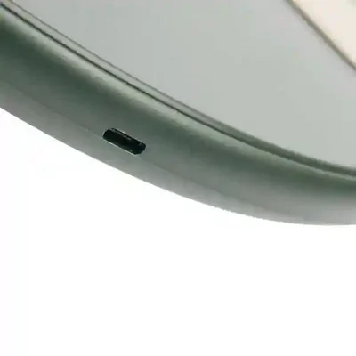 جزئیات لبه و درگاه Haylou CM01 درگاه کناری ترازوی هوشمند شیائومی Haylou CM01 از نمای نزدیک