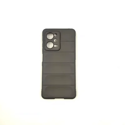 نمای پشت قاب سیلیکونی پافر مشکی شیائومی POCO X5 PRO
