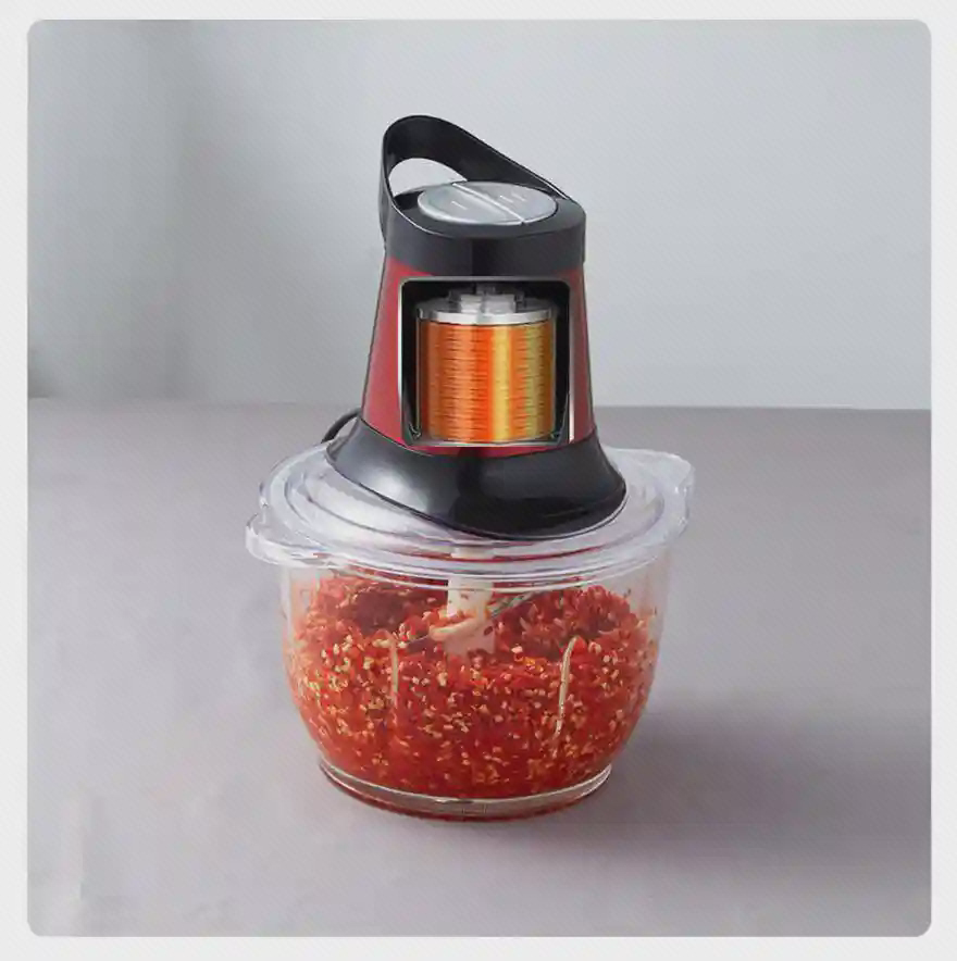 موتور مسی غذاساز Liven JRJ-GW300 خردکردن فلفل قرمز با Liven JRJ-GW300 و نمایش موتور مسی داخلی