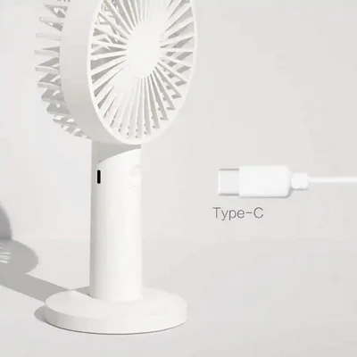 شارژ USB Type-C پنکه شیائومی Qualitell درگاه شارژ Type-C روی دسته پنکه سفید Qualitell