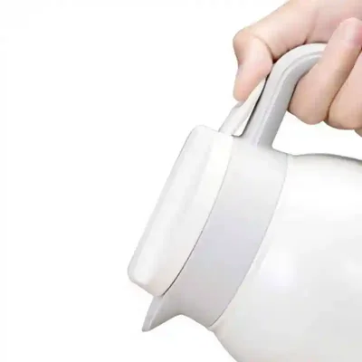 فشردن اهرم درپوش فلاسک سفید SANVCAT H8152 دو لیتری