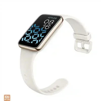 Mi Band 7 Pro شیائومی با بند سفید ساعت هوشمند سفید شیائومی Mi Band 7 Pro با نمایشگر دیجیتال