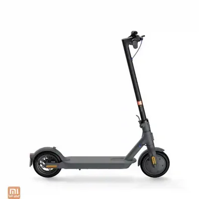 نمای جانبی اسکوتر برقی شیائومی Mi Electric Scooter 3