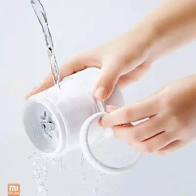 شست‌وشوی تیغه آبمیوه‌گیری شیائومی Mijia MJZZB01PL زیر آب