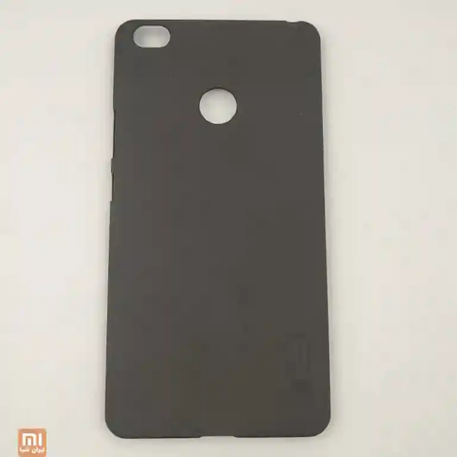 نمای پشت قاب نیلکین شیائومی Mi Max 2 مشکی با برش‌های مجزا