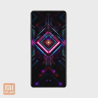 نمایشگر Redmi K40 Gaming از روبهرو نمای جلوی گوشی شیائومی Redmi K40 Gaming با نمایشگر تمامصفحه و طرح نئونی