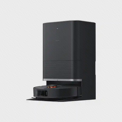 جارو X20 Max و ایستگاه مشکی جارو رباتیک Xiaomi X20 Max داخل ایستگاه بلند مشکی از نمای مایل