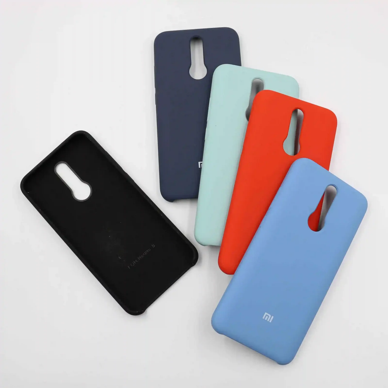 کاور سیلیکونی اورجینال شیائومی مدل Redmi 8 - تصویر 1 کاور سیلیکونی اورجینال شیائومی مدل Redmi 8 - تصویر 1