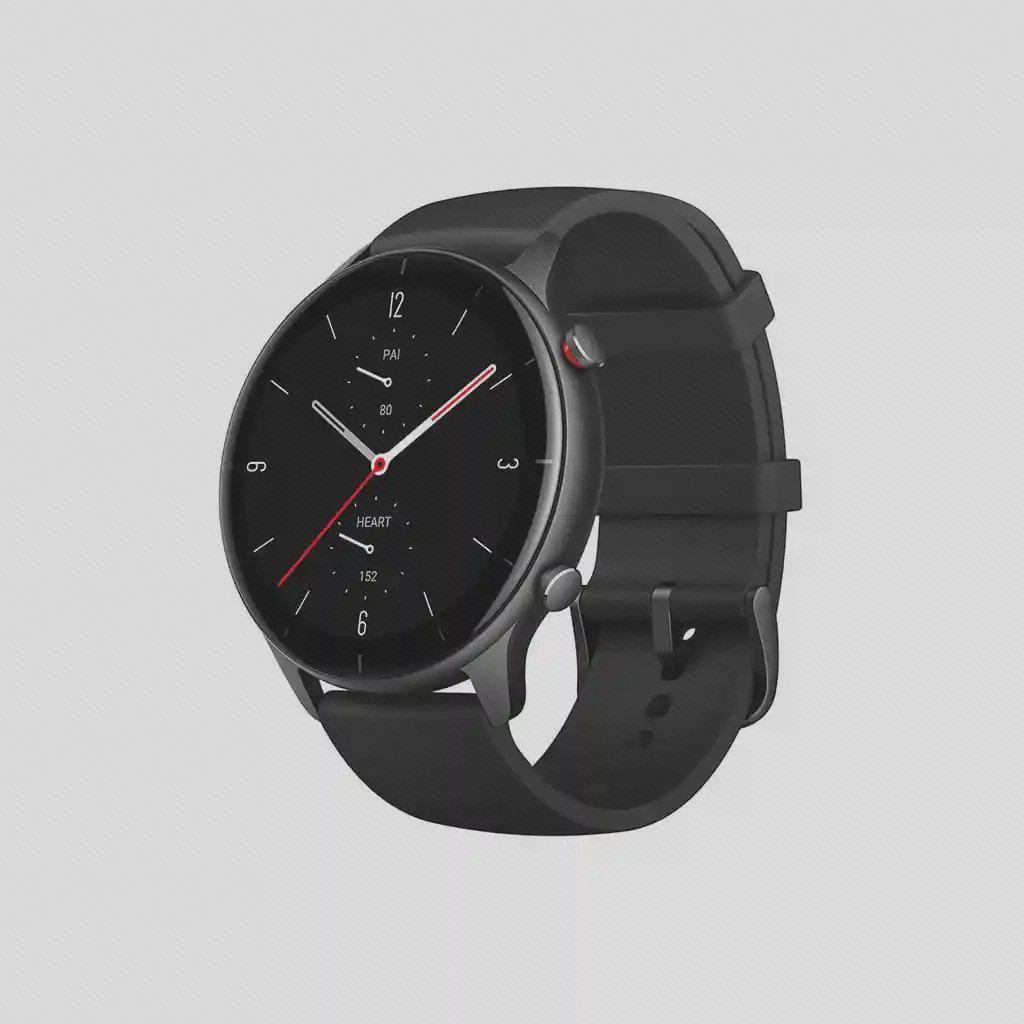 بدنه و بند GTR 2e ساعت Amazfit GTR 2e مشکی از زاویهٔ سهرخ با بند سگکی