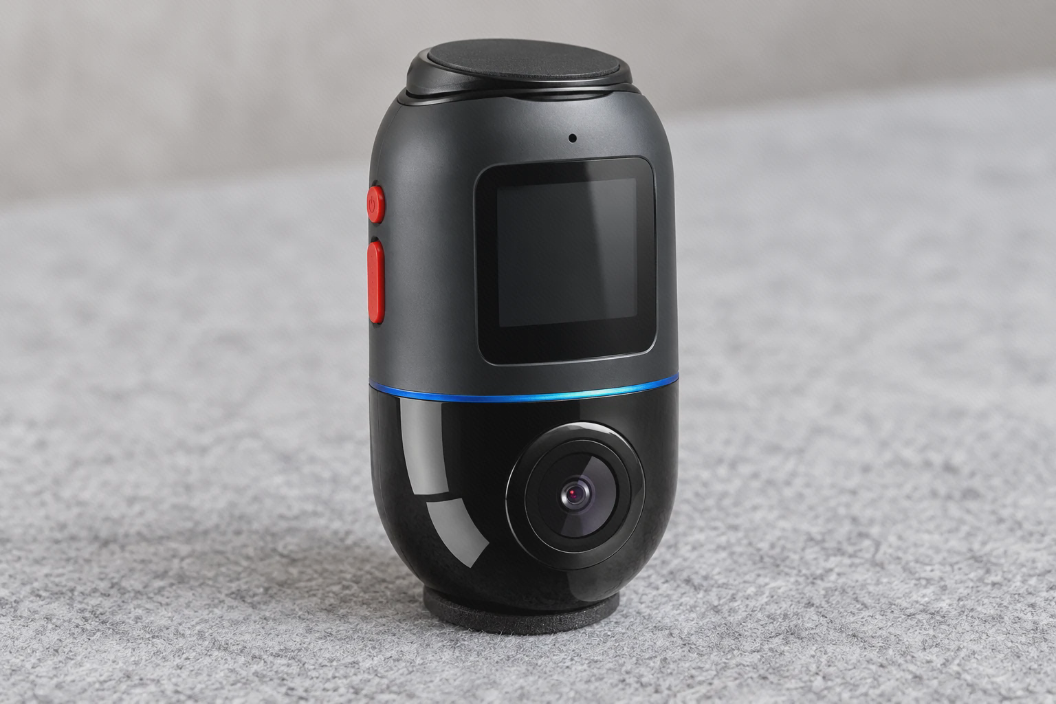 جزئیات دوربین چرخان 70mai Omni X200 نمای نزدیک بدنه، نمایشگر و لنز Omni X200 مشکی