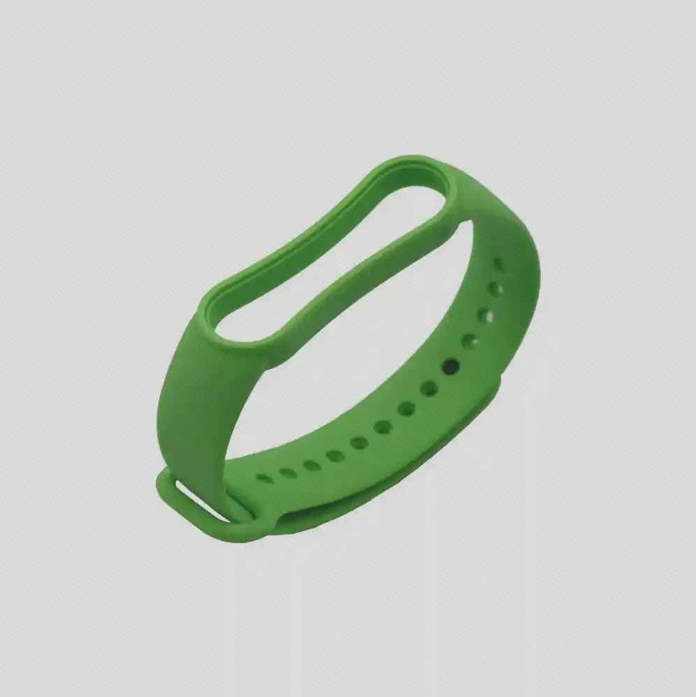بند سبز Mi Band 5 با جای خالی کپسول و ردیف سوراخ‌های تنظیم