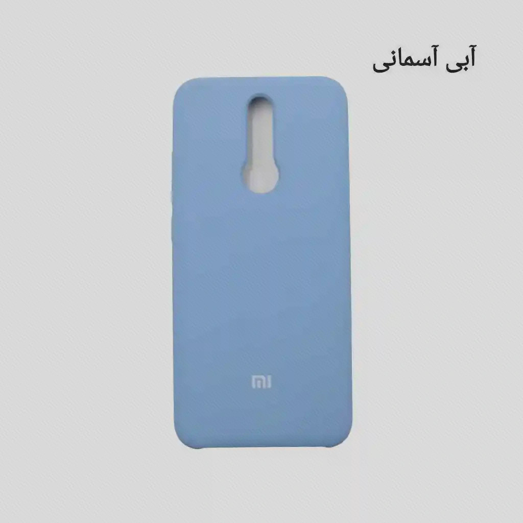 کاور آبی آسمانی Redmi 8 با بازشوی مشترک و کشیدهٔ دوربین و حسگر اثر انگشت پشت