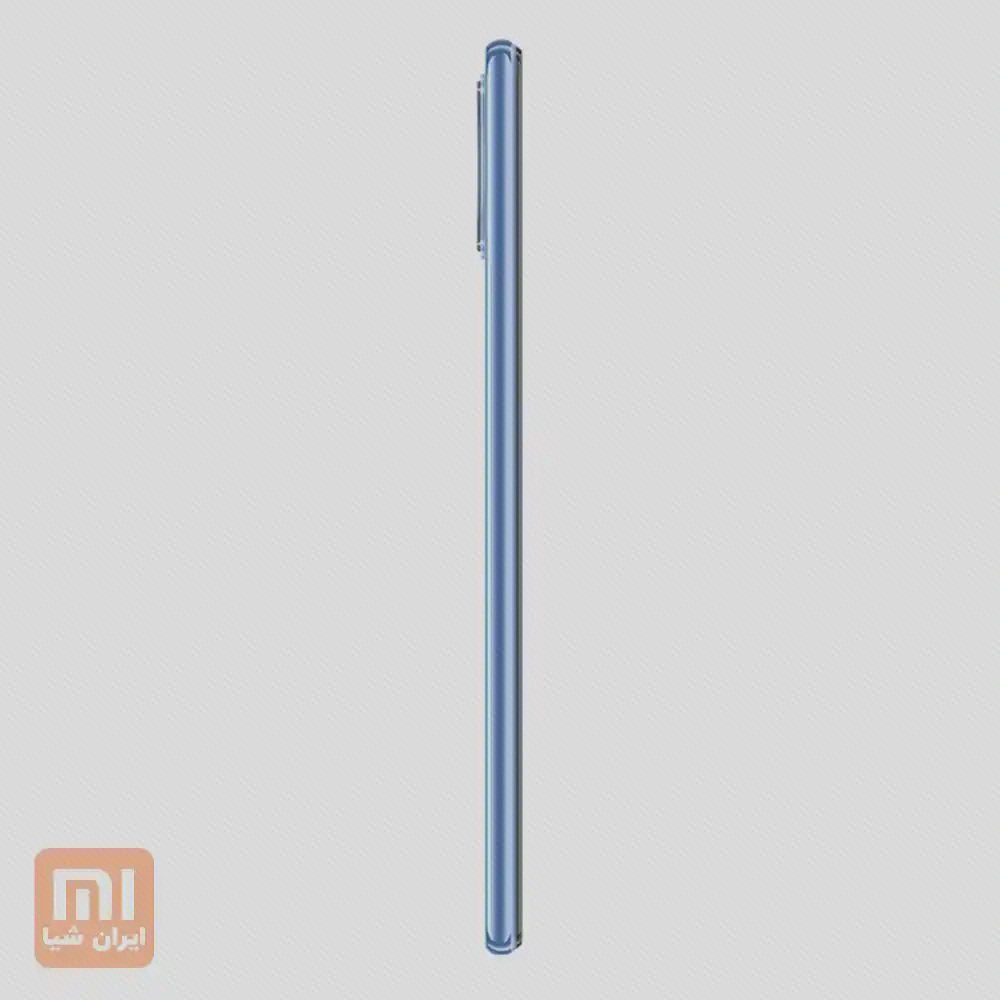 نمای جانبی باریک Xiaomi 11 Lite 5G NE آبی با برآمدگی مجموعهٔ دوربین پشت