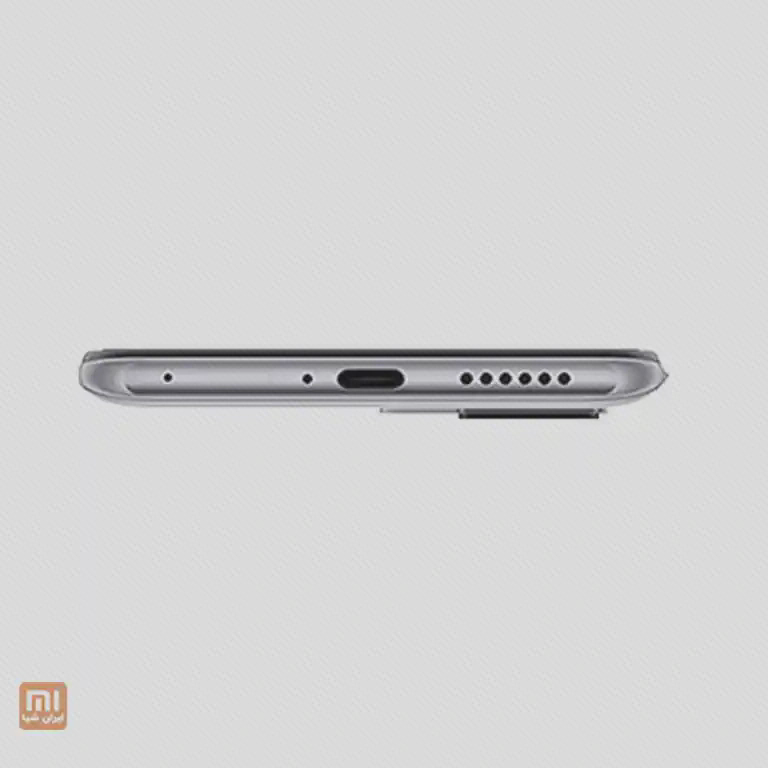 لبهٔ پایین Xiaomi 11T با پورت USB-C و شبکهٔ بلندگو در سمت راست تصویر