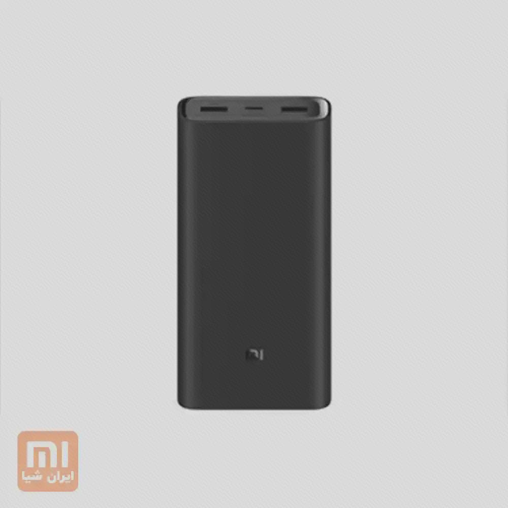 بدنهٔ مشکی Mi Power Bank 3 با نشان Mi و درگاه‌ها روی یک لبه