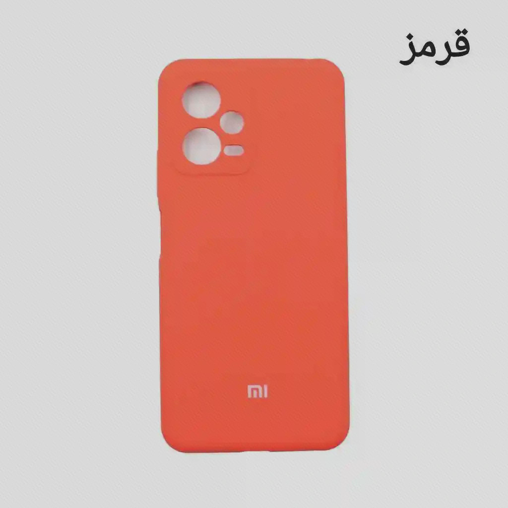 کاور قرمز Redmi Note 12 5G با دو حفرهٔ بزرگ دوربین و بازشدگی فلاش