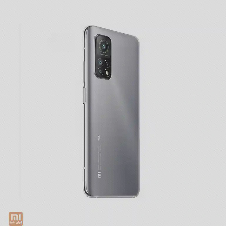 نمای مایل پشت خاکستری Mi 10T 5G و مجموعهٔ دوربین گوشهٔ بدنه