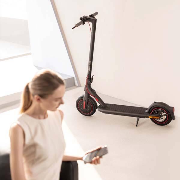 اسکوتر برقی شیائومی مدل 4 Pro